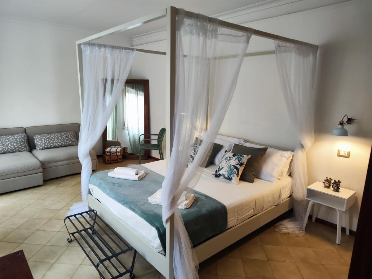 Casa Vacanza - La Tartaruga Milazzo Kültér fotó